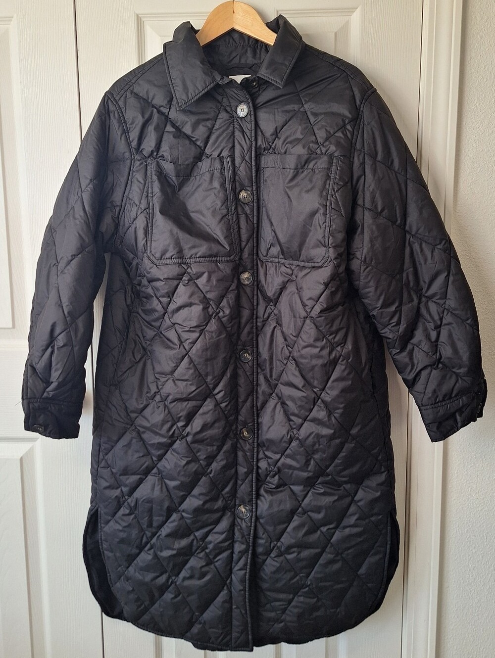H&M Women’s Long Line Black Quilted Button-Up Long Coat Jacket Size Medium